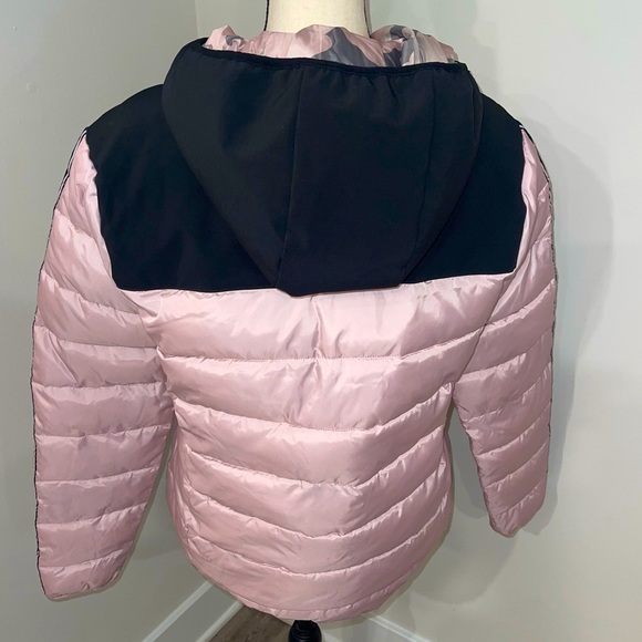 ❌SOLD❌WOMENS CHAMPION PUFFER JACKET - Picture 6 of 11